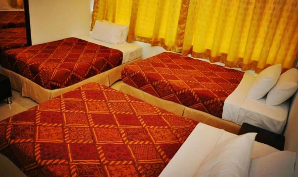 Old Budget Hotel George Town Eksteriør billede